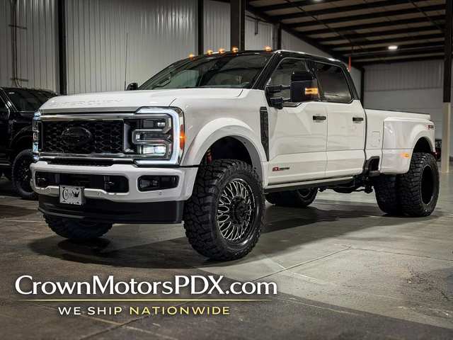 2026 Ford F450 Super Duty Crew Platinum 8 ft