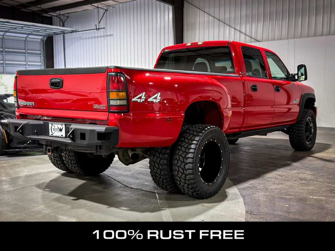 2007 GMC Sierra (Classic) 3500 Crew SLT 8 ft - Image 3