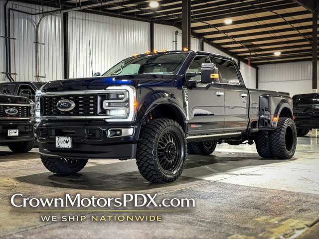 2025 Ford F450 Super Duty Crew Platinum 8 ft